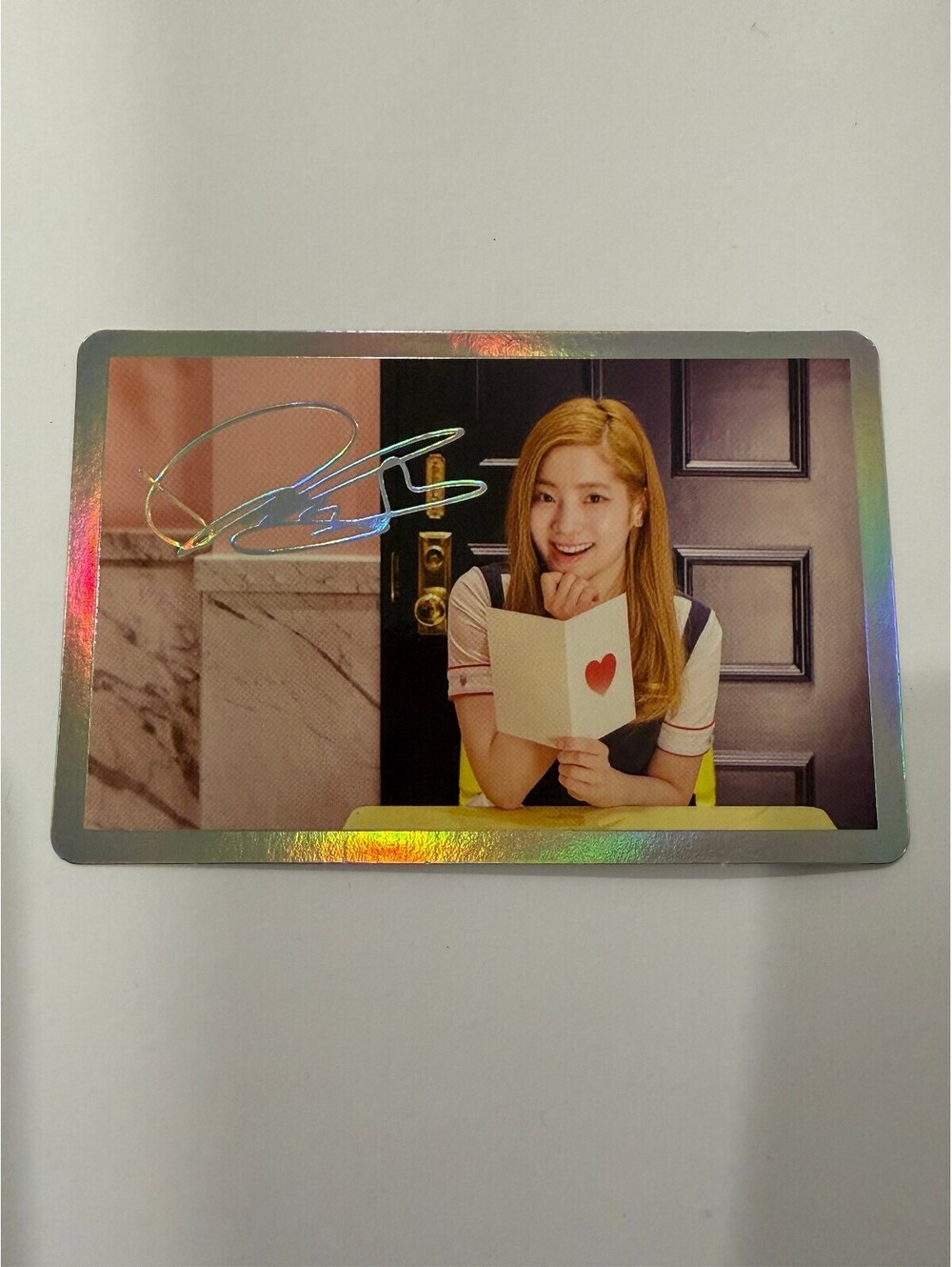 Twice Dahyun SIGNAL Holographic Photocard